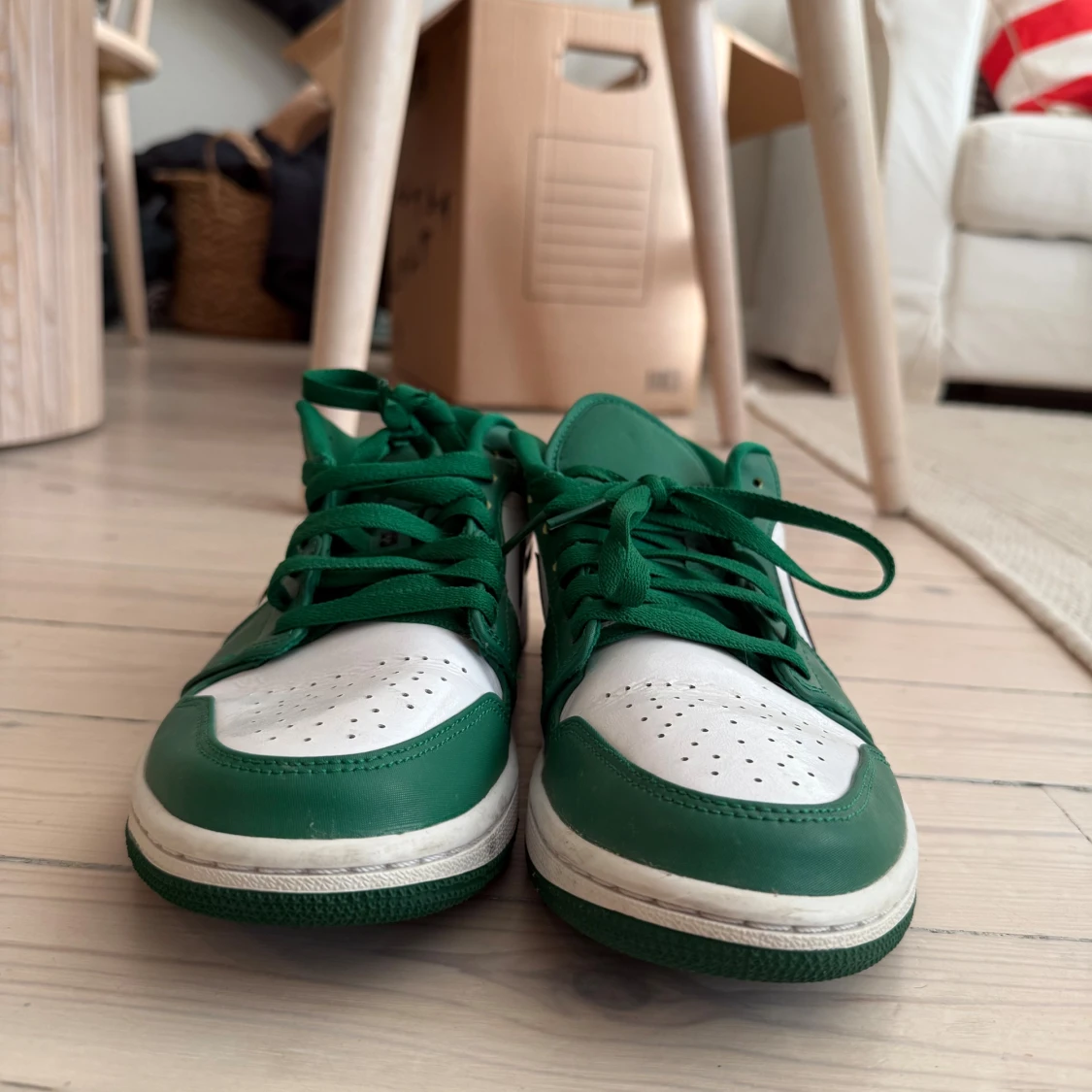 Nike Air Jordan 1 Low Pine Green - 2