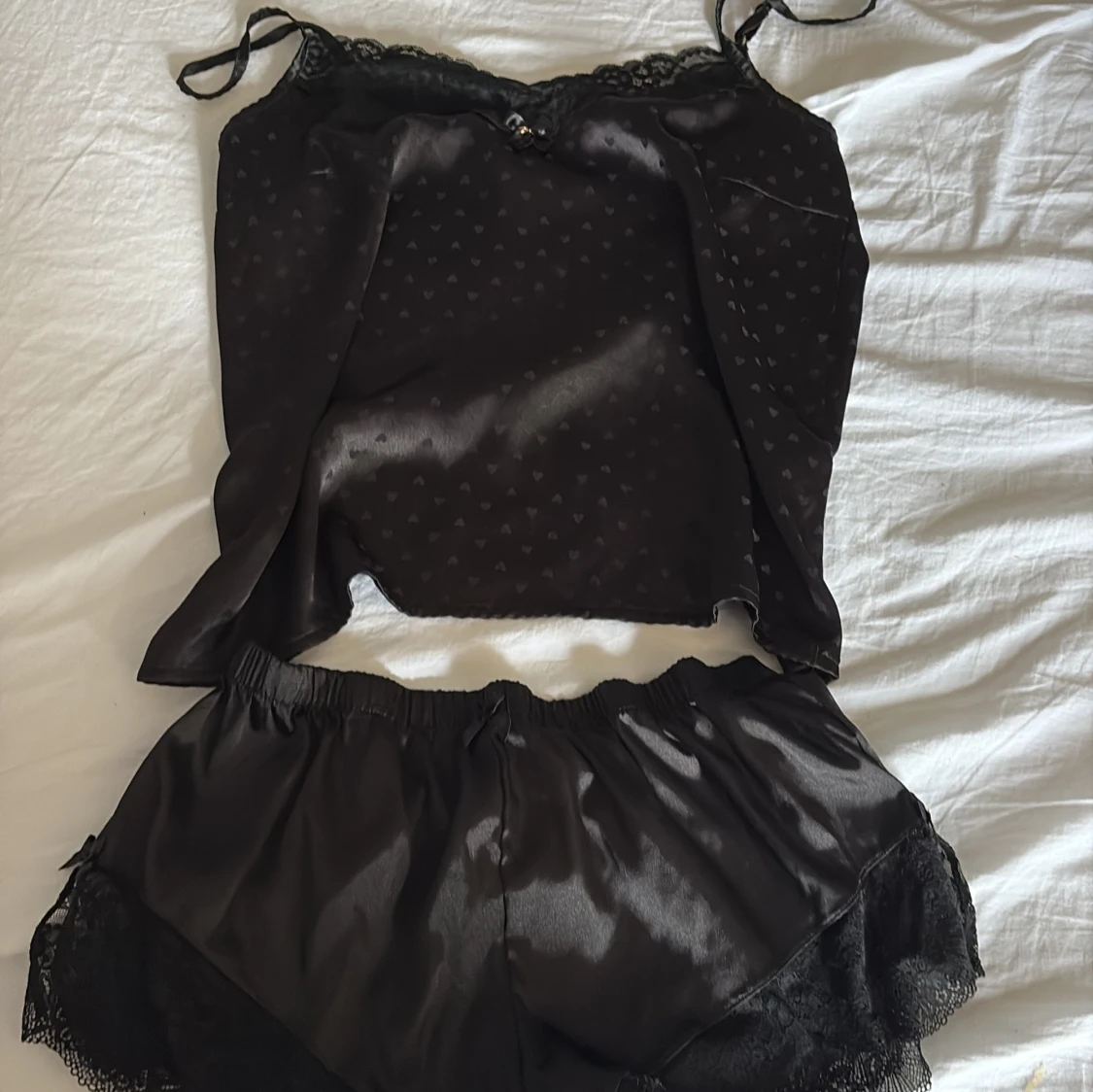 svart satin pyjamas från newyorker! - 2