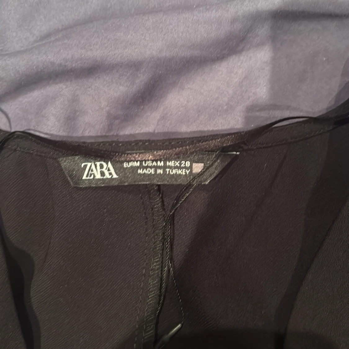 Svart omlottopp från Zara - 2