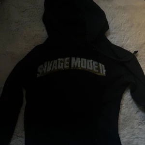 Savage Mode II hoodie - Svart hoodie från 21 Savage merch