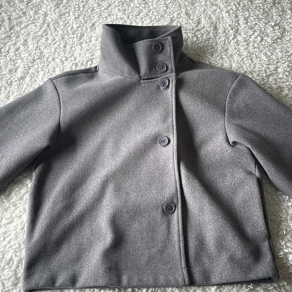 Grå kappa från Gina Tricot XS - 1