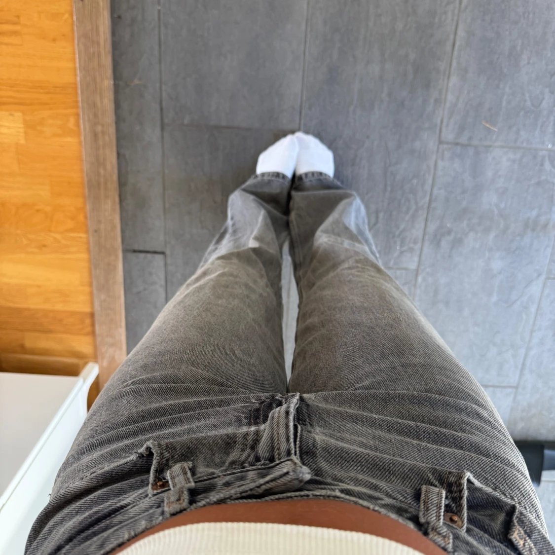 Grå raka jeans midwaist  - 1