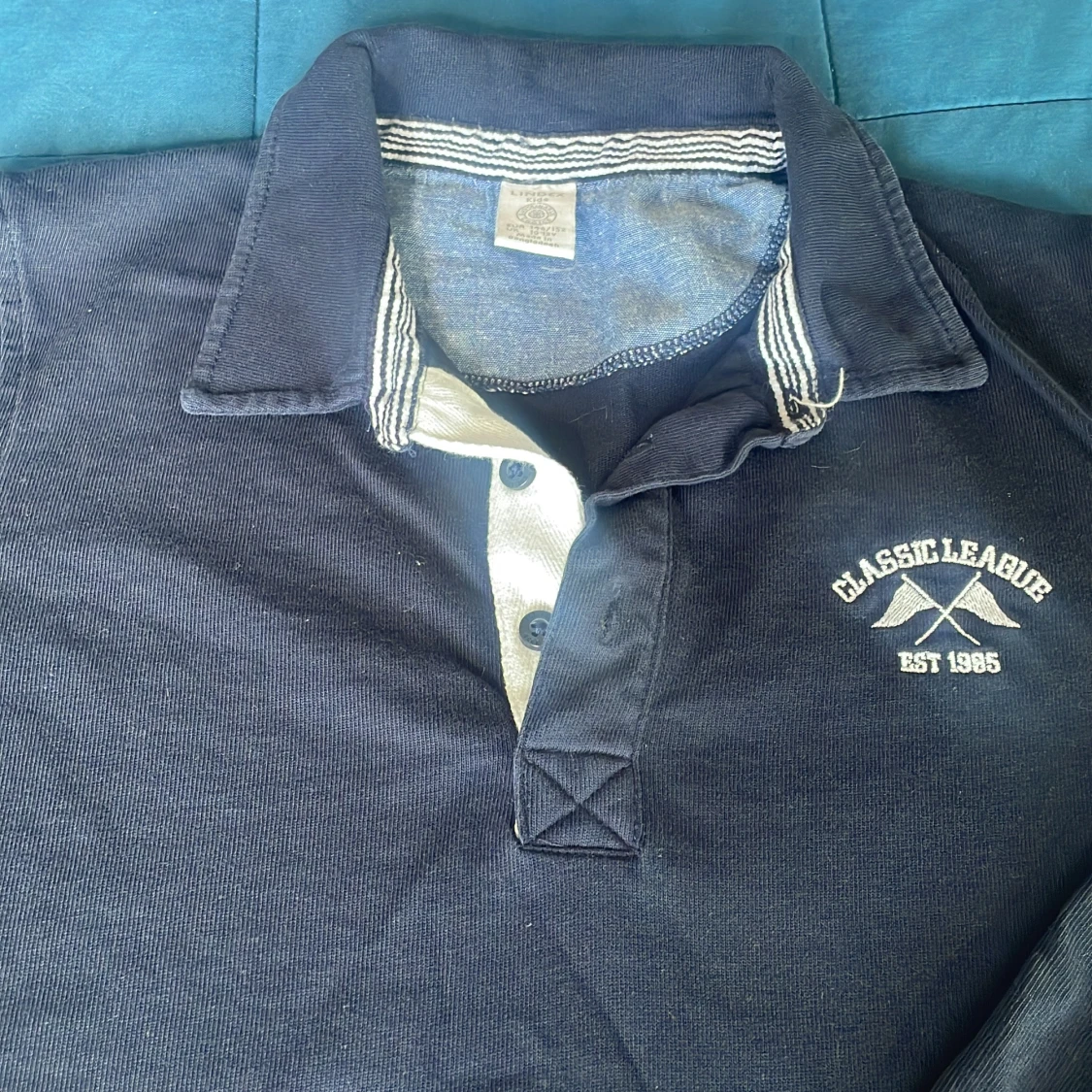 Mörkblå pikétröja Classic League - 1