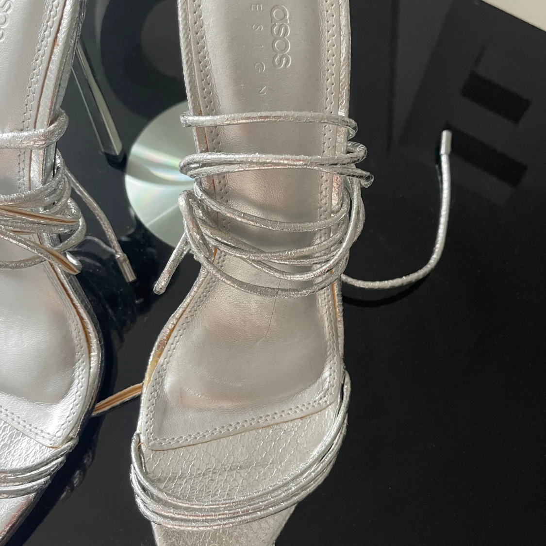 Silvriga klackskor från ASOS Design - 1