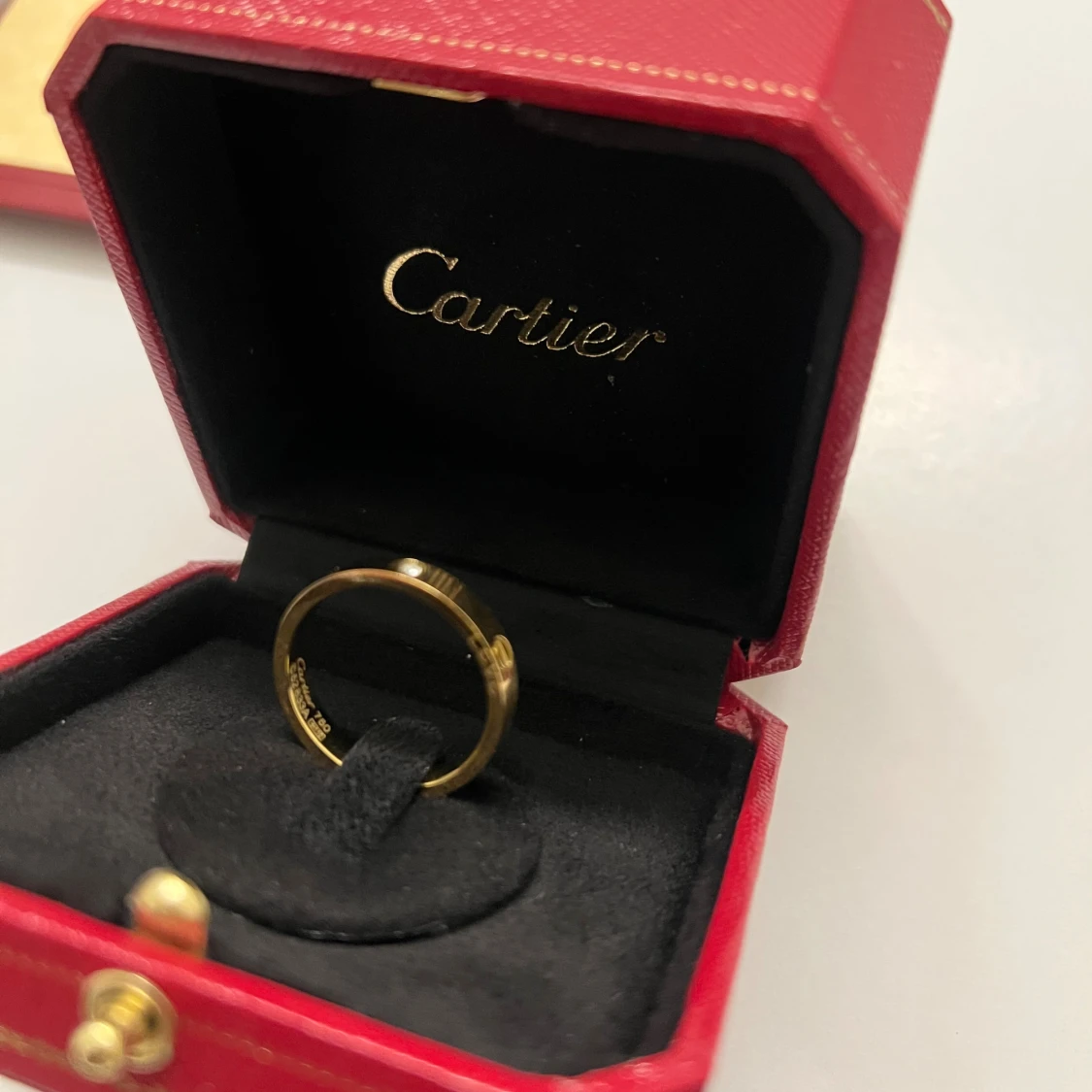 Carti Ring • Alla Storlekar • Smycken