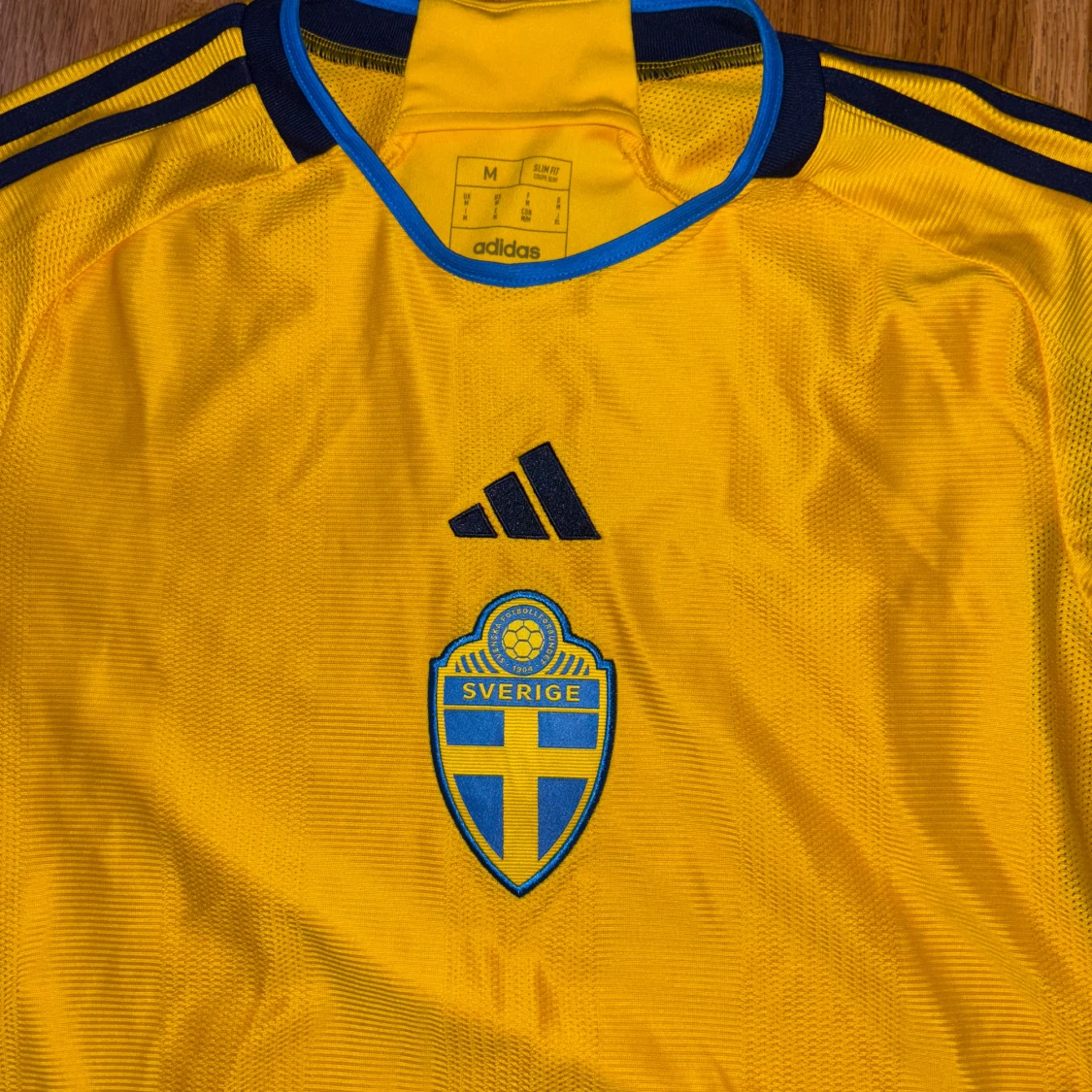Svenska landslagets fotbollströja Adidas M - 2