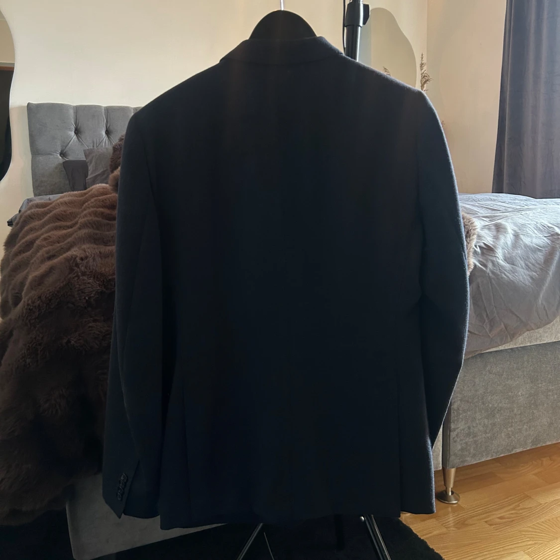 Mörkblå kavaj från Angelico i ull - 1