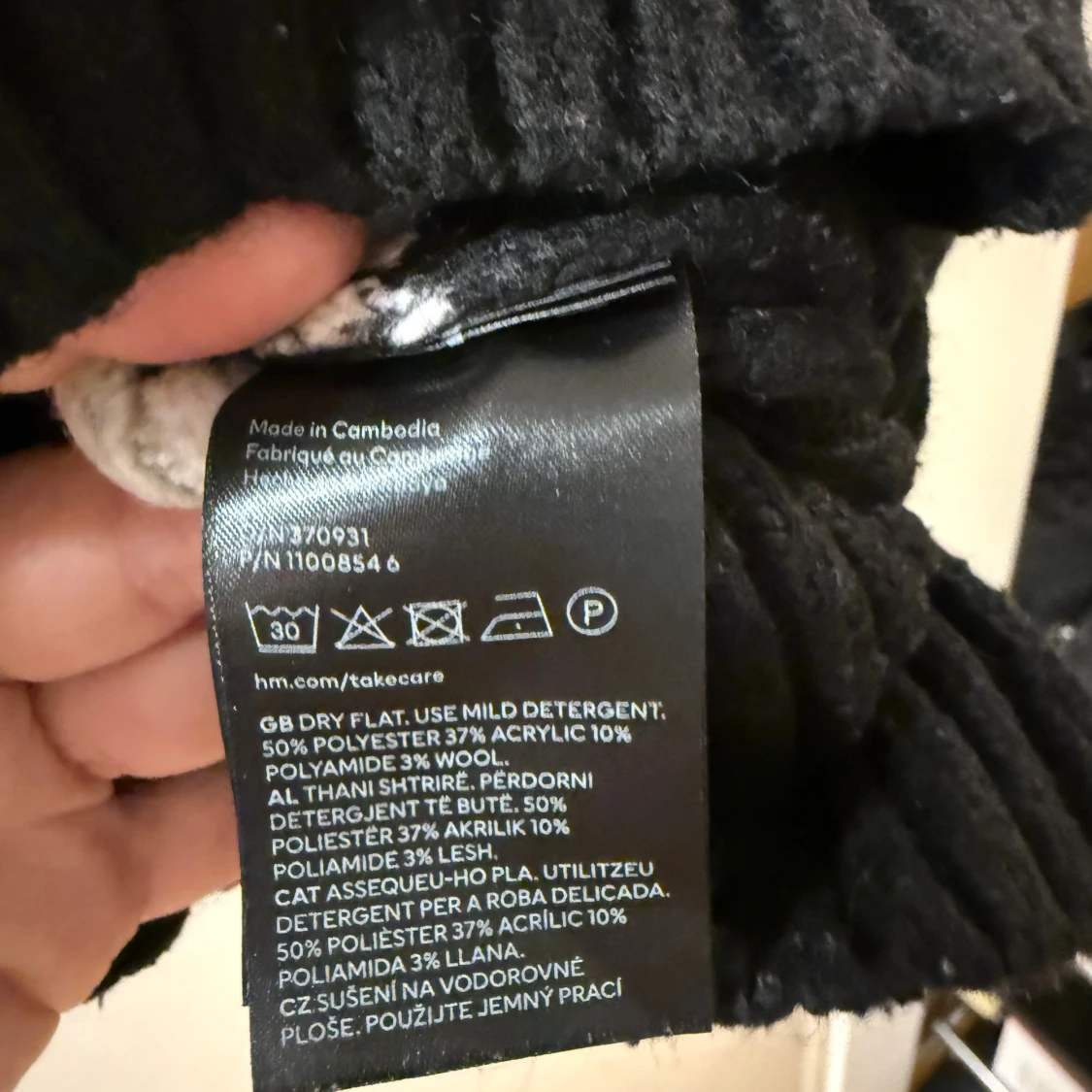 Randig svartvit stickad klänning H&M - 2