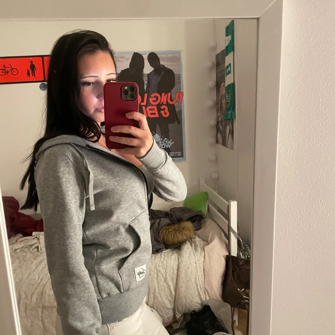 Grå hoodie med dragkedja - 1