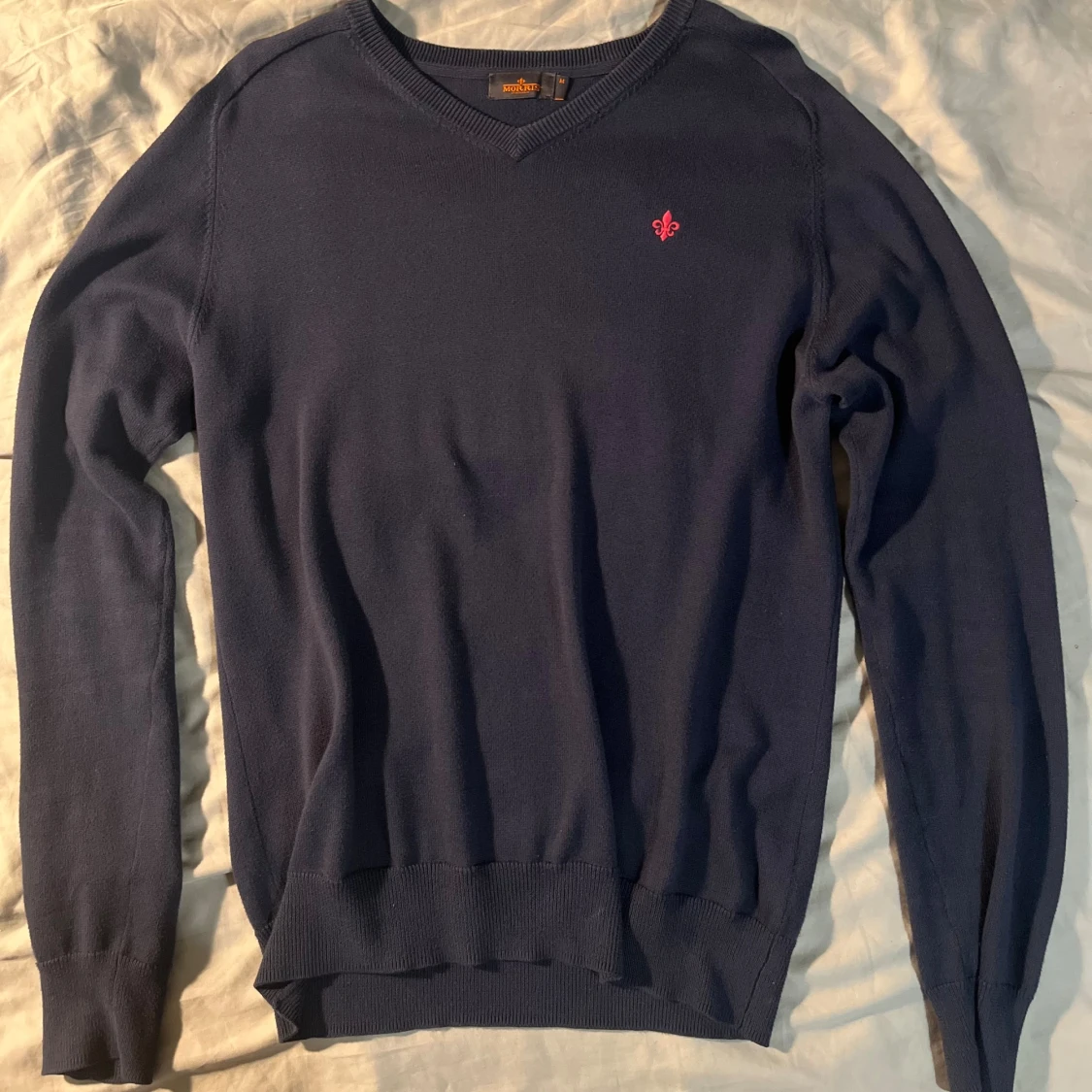 Morris mörkblå v neck - 1