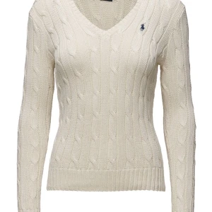  Tröja från lauren ralph Lauren - Den ser ut nästan exakt så här men märket är lauren Ralph lauren annars är den exakt så här, 100% äkta. Säljer därför att den är för stor för mig