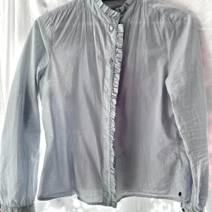 Ljusblå skjorta Scotch & Soda - Superfin ljusblå skjorta från Scotch &  soda 