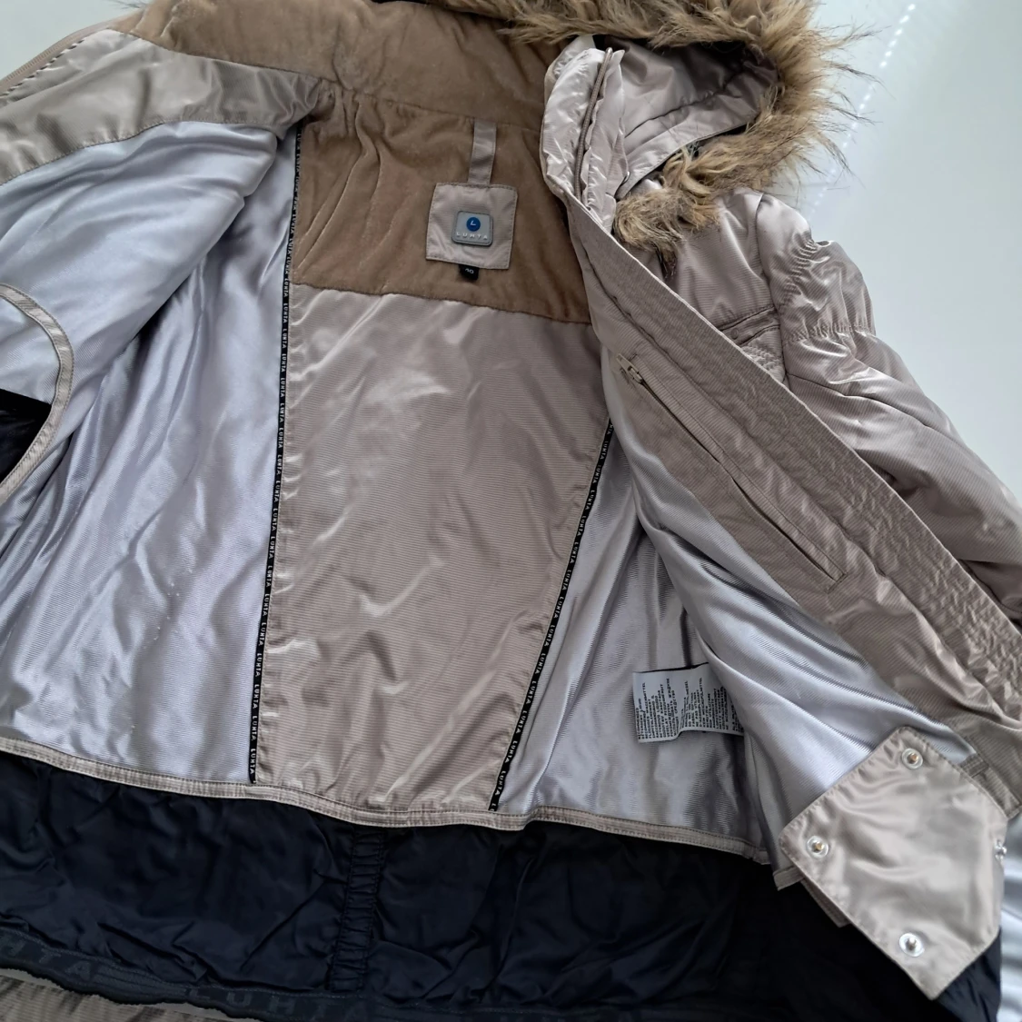 Litegold quiltad vinterjacka från Luhta - 3