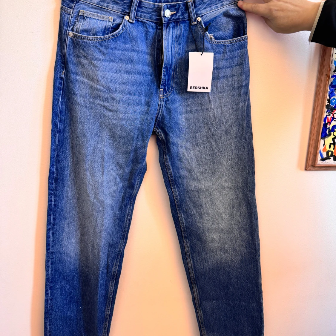 Blå 90s straight jeans från Bershka - 1