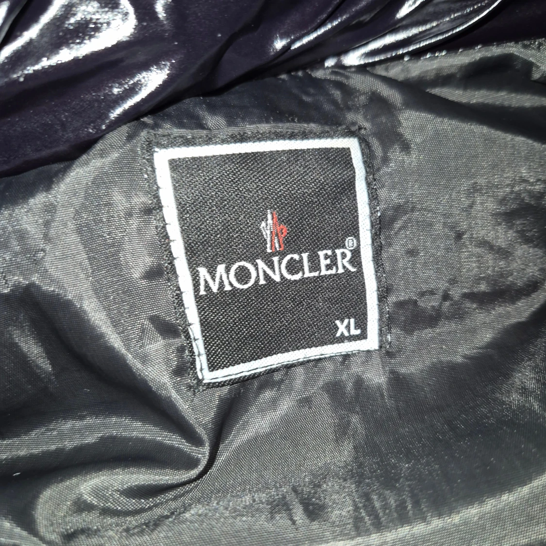 Svart dunväst från Moncler XL - 2
