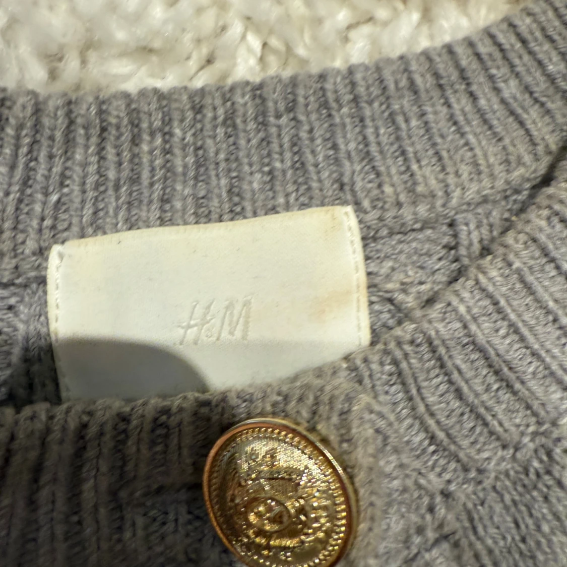 Grå stickad kofta från H&M - 2