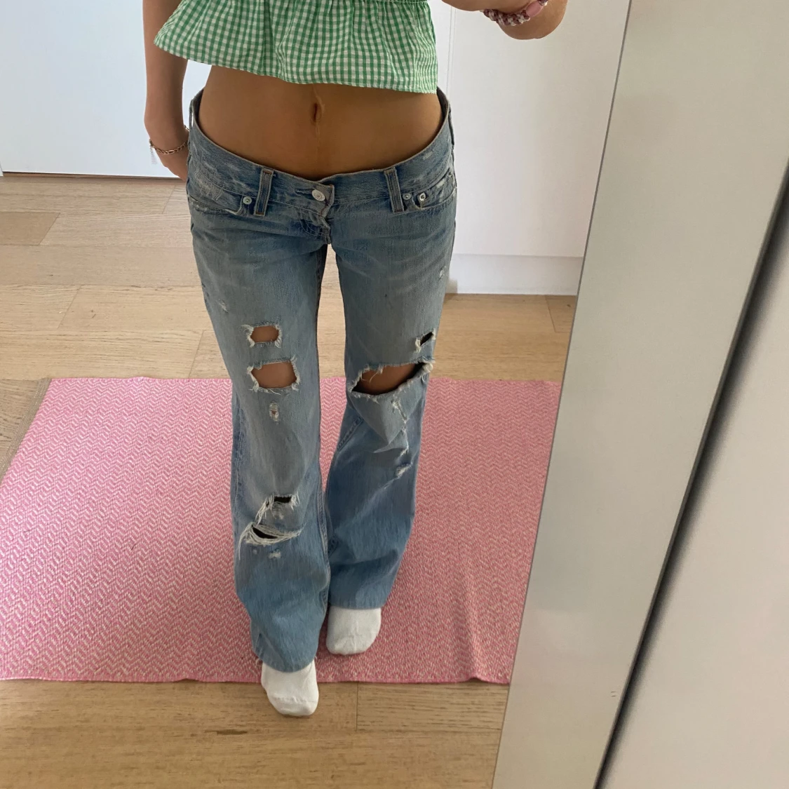 Low waist jeans