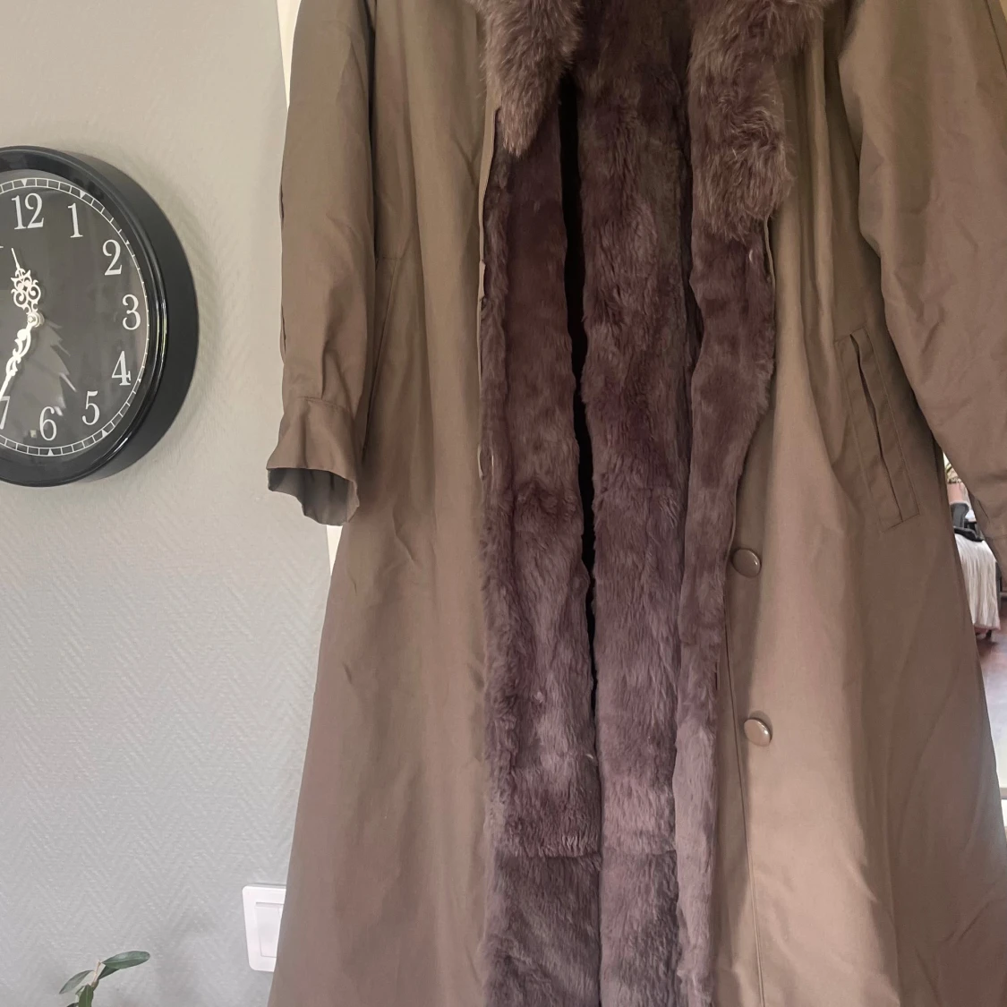 Lång pälsfodrad kappa Alexandra Päls - 3