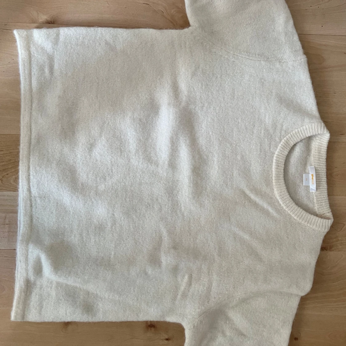 Vit stickad kortärmad tröja - 3