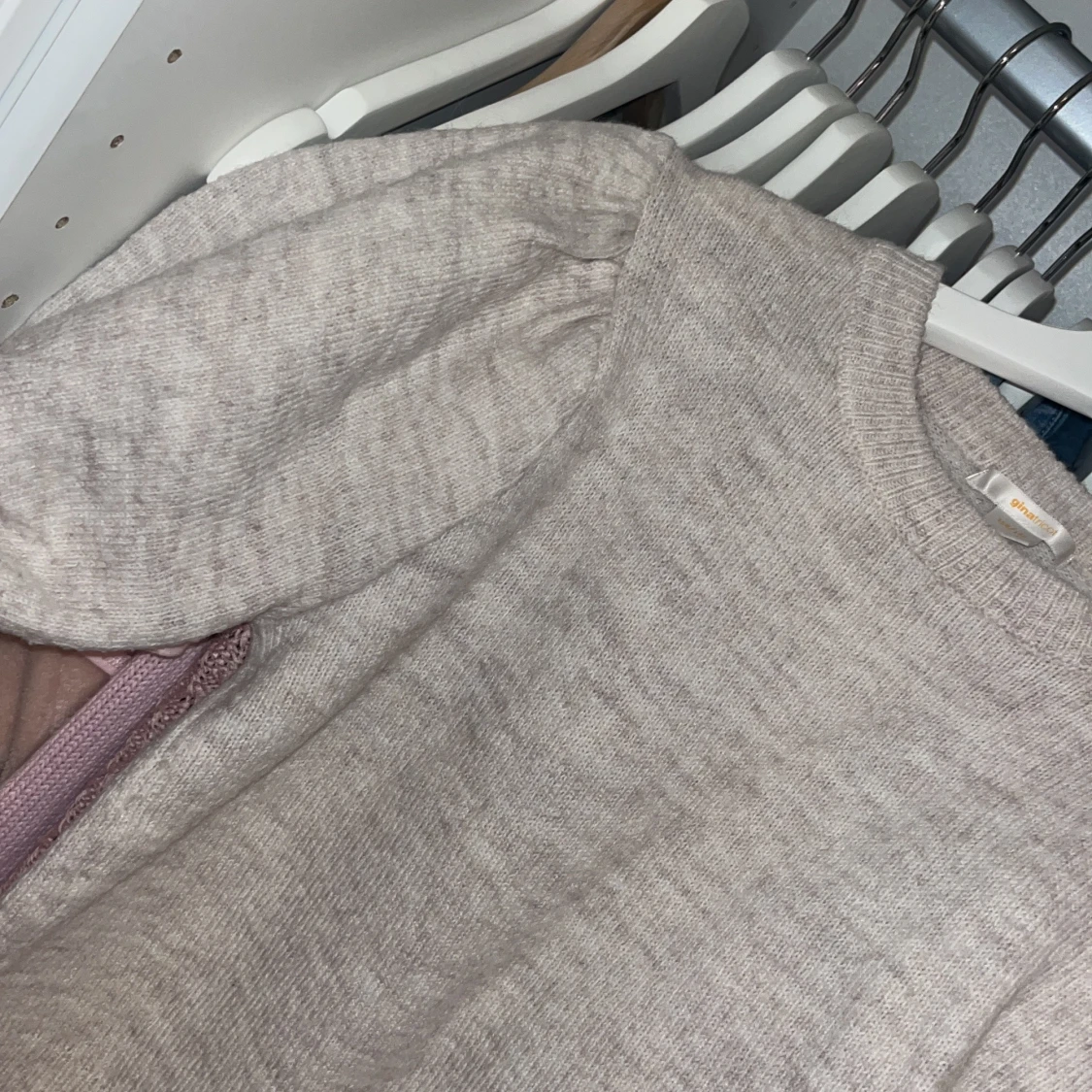 Stickad kortärmad tröja❤️ - 1