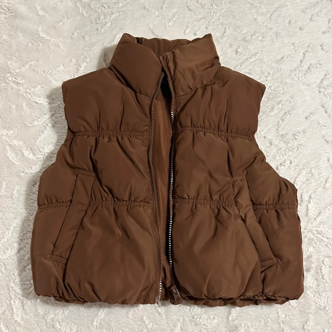 Brun dunväst från H&M  - 3