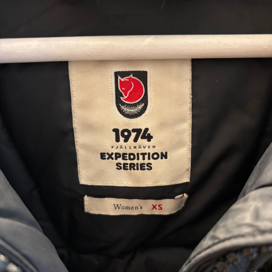 Svart Fjällräven Expedition dunjacka XS - 3