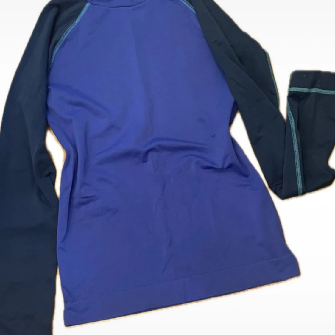 Tight träningströja  - 3