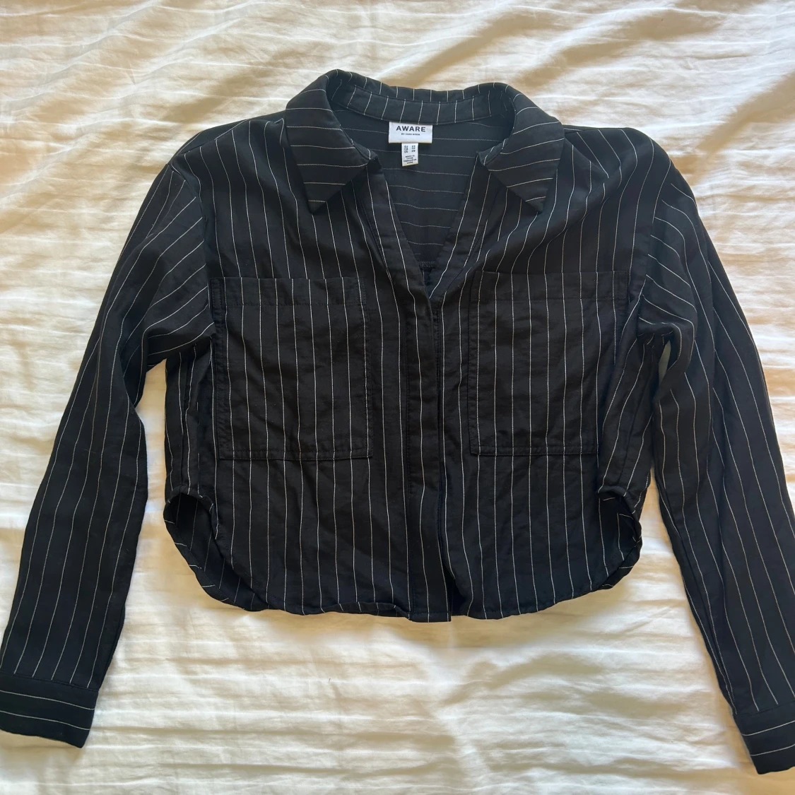 Svart randig skjorta från Aware XS - 2