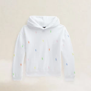 Ralph lauren hoodie - Jätte snygg ralph lauren tröja. Har bara andvänts 2-3 gånger. Skicket är som nytt, storleken är 12-13år men den är ganska liten i storleken. Frågor och funderingar? Skriv till mig.  Pris kan diskuteras!