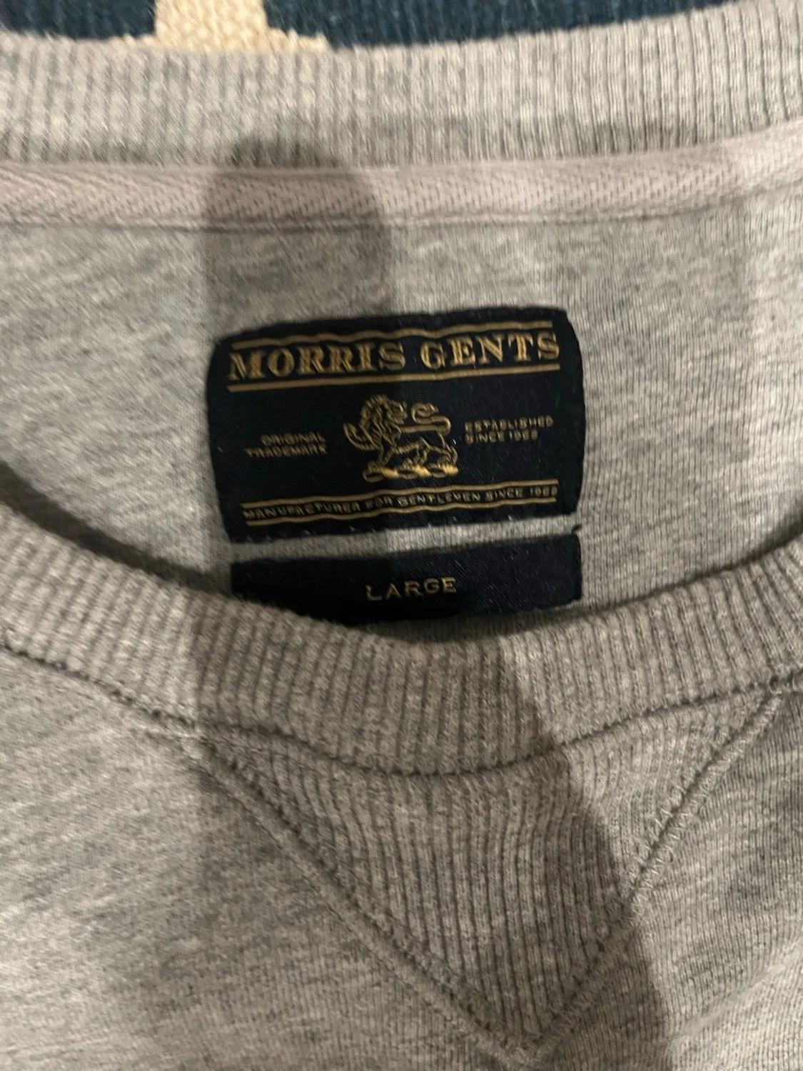 Grå sweatshirt från Morris Gents - 2