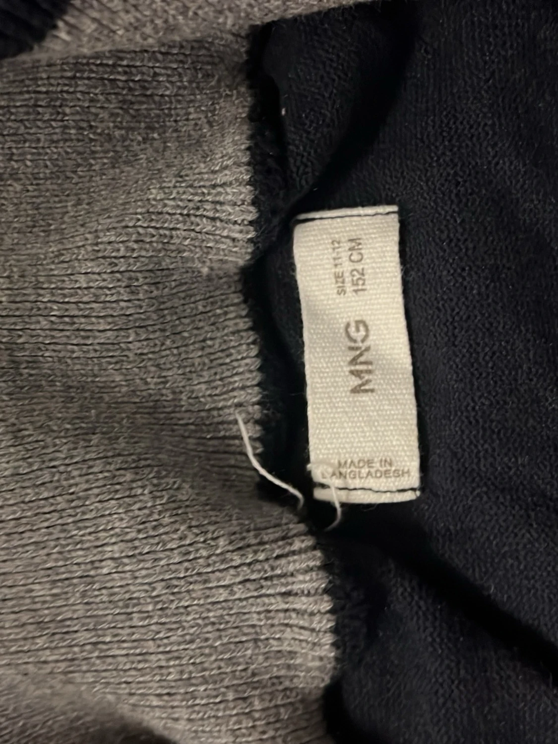 Mörkblå half zip tröja från MNG - 2