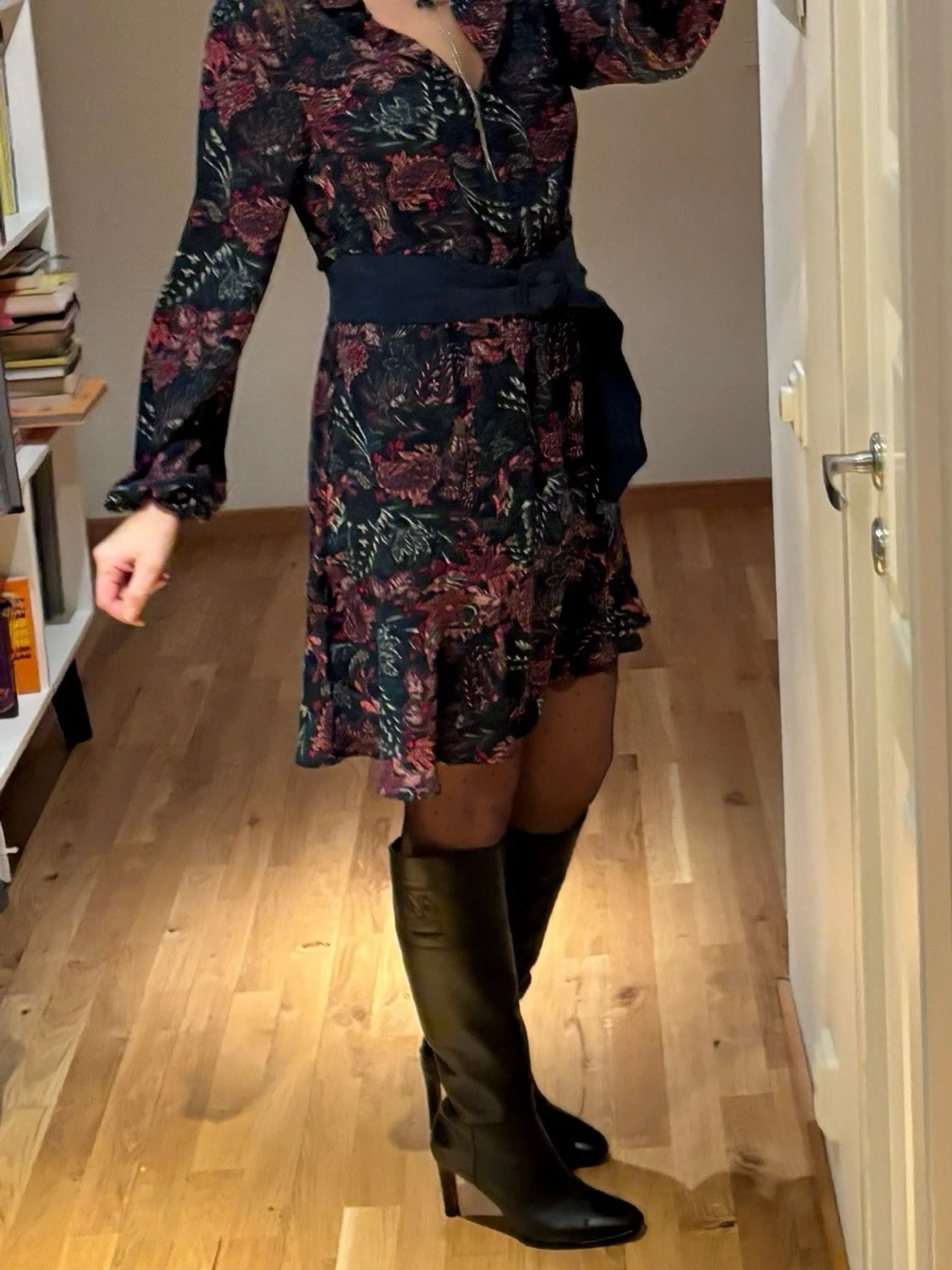 Blommig klänning.  Holly & White - 4