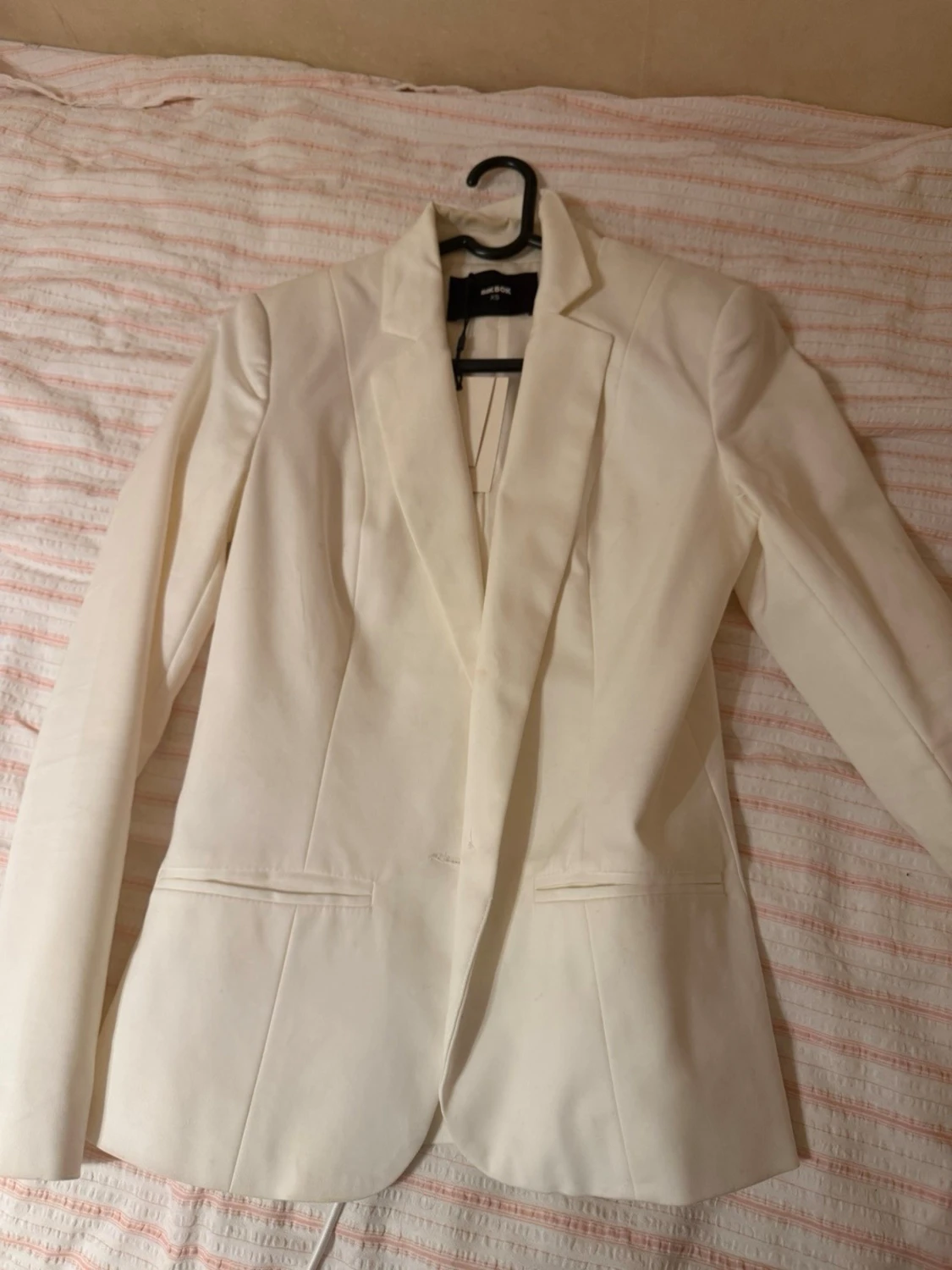 Vit kavaj från Bik Bok XS