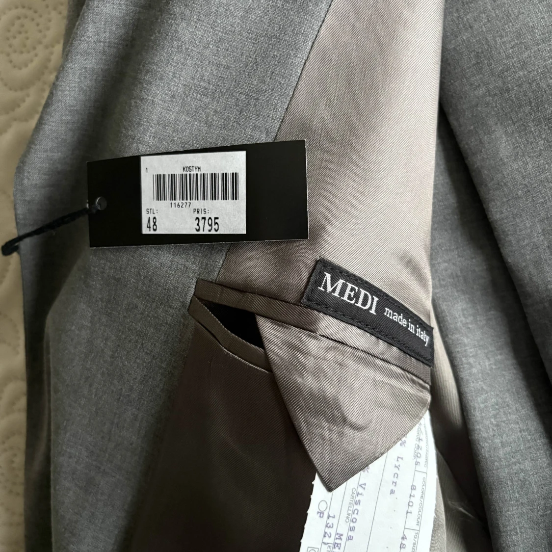 Ljusgrå kostym – Medi, Made in Italy (stl 48) - 2