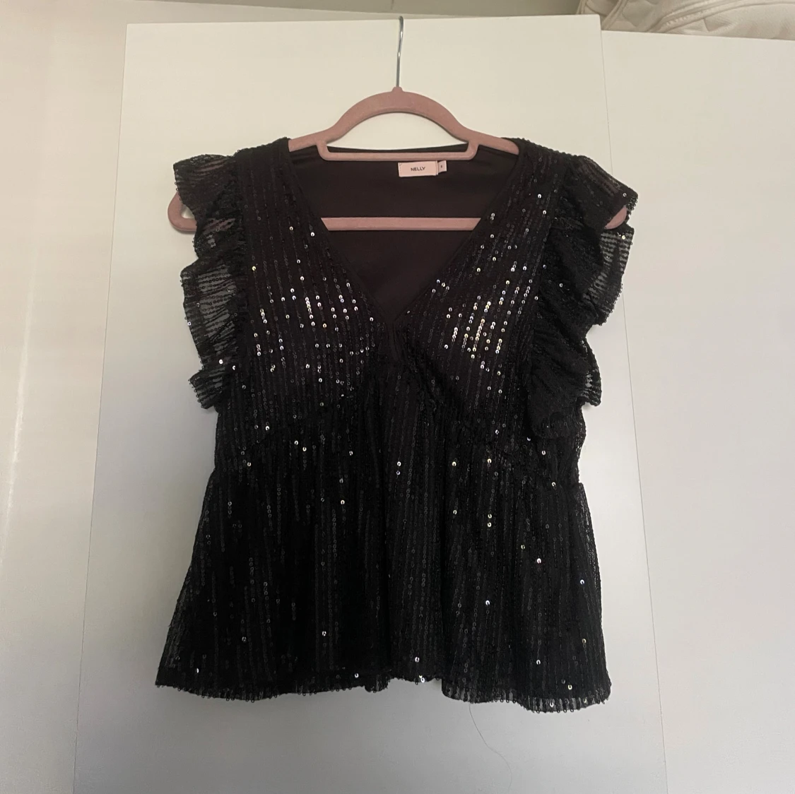 Svart glittrig topp 