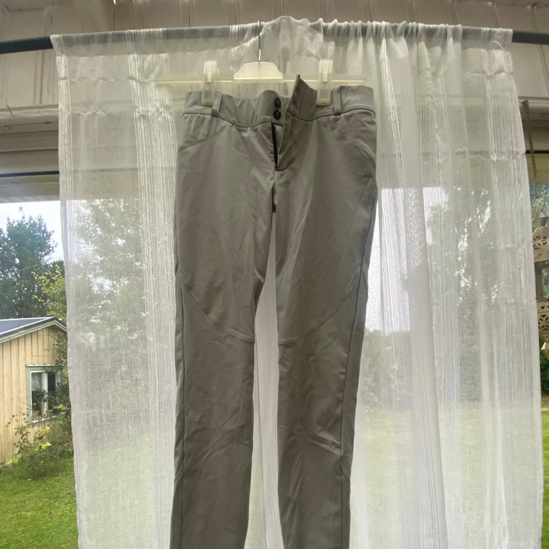 Beige träningsbyxor från ICANIWILL