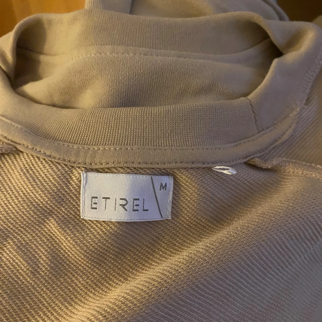 Beige sweatshirt från Etirel - 2