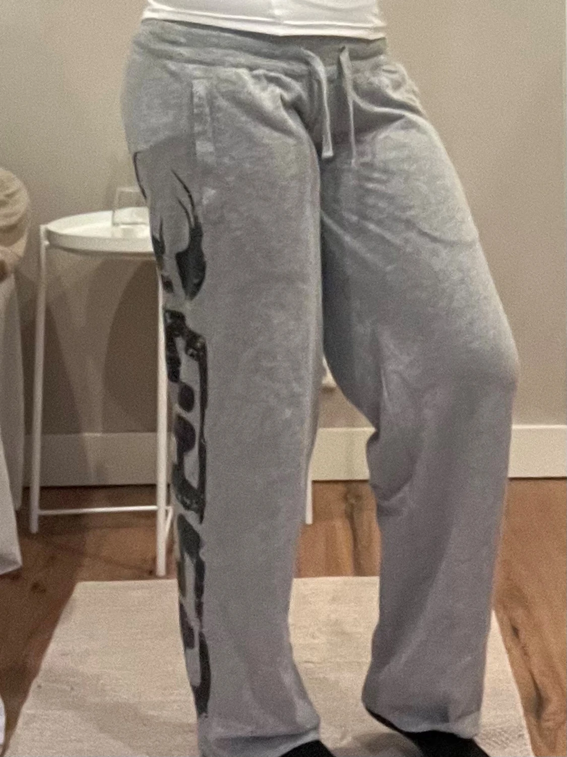 Grå mjukisbyxor från gasp - 1