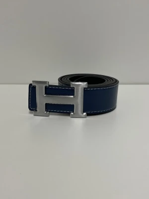 Herme’s Bälte - Helt nytt bälte aldrig använd. Storlek: 110. Snabb frakt (inom 24h) Skriv gärna vid fler frågor. Kan även mötas i Stockholm.