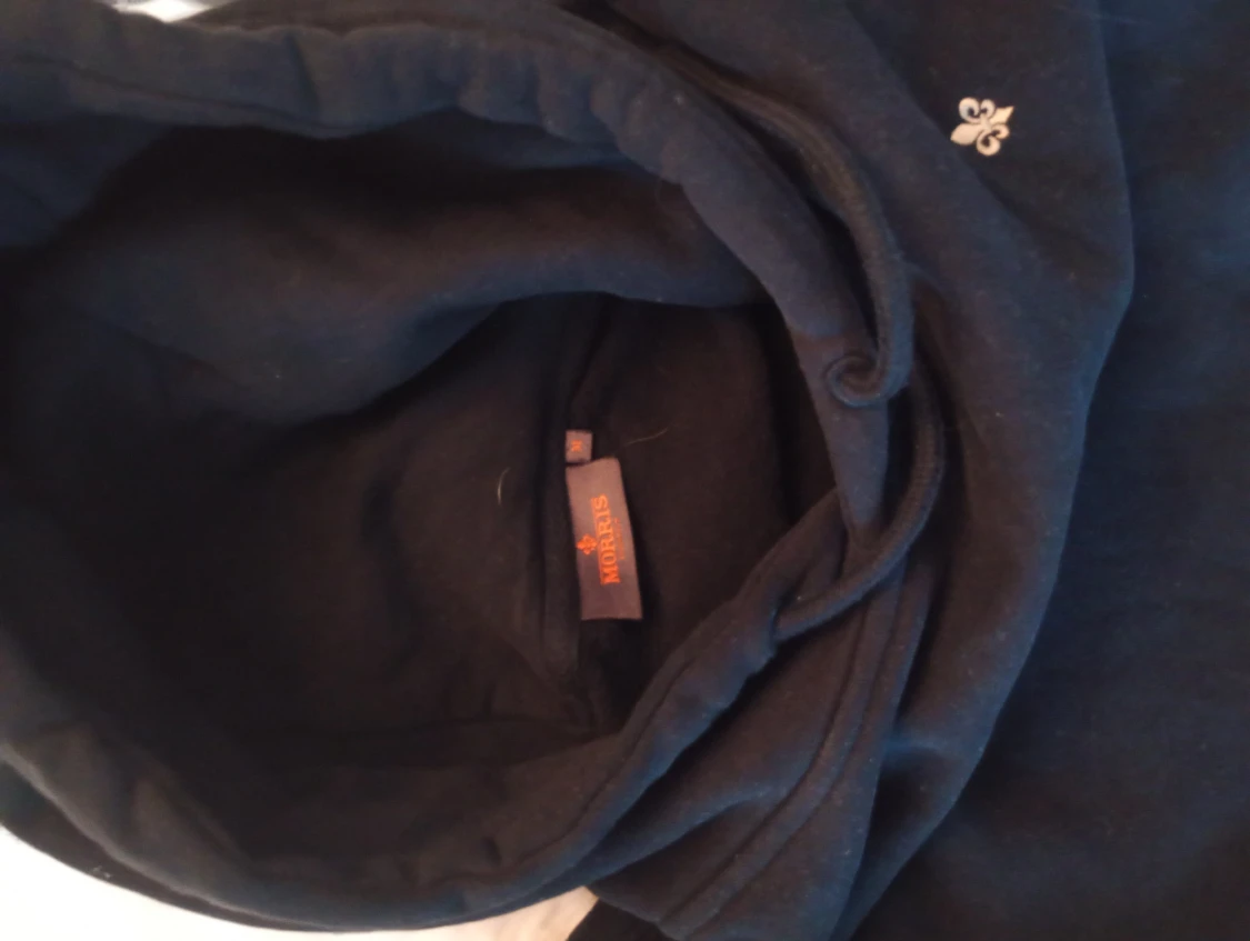 Svart hoodie från Morris med huva - 2