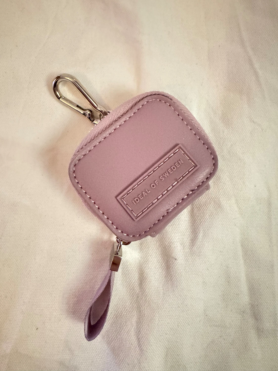 AirPod väska från Ideal of Sweden