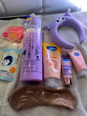 Take All Skincare - Asian skincare take all includes ( japanska butt soap, japanska rice mask,niacinamide lotion ,vaseline lotion,vaseline hand and nails ,Vaseline under arm whitening cream, kuromi make up headband and kawaii eyecover
