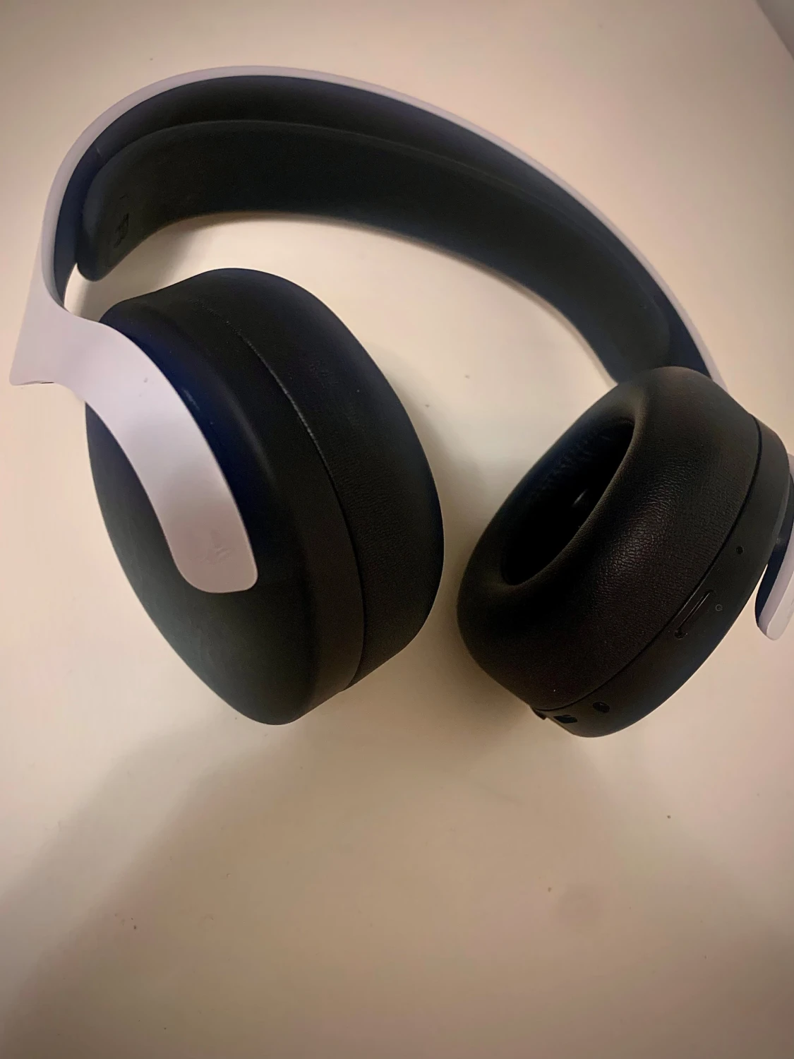 PlayStation 5 Pulse 3D Wireless Headset - 1