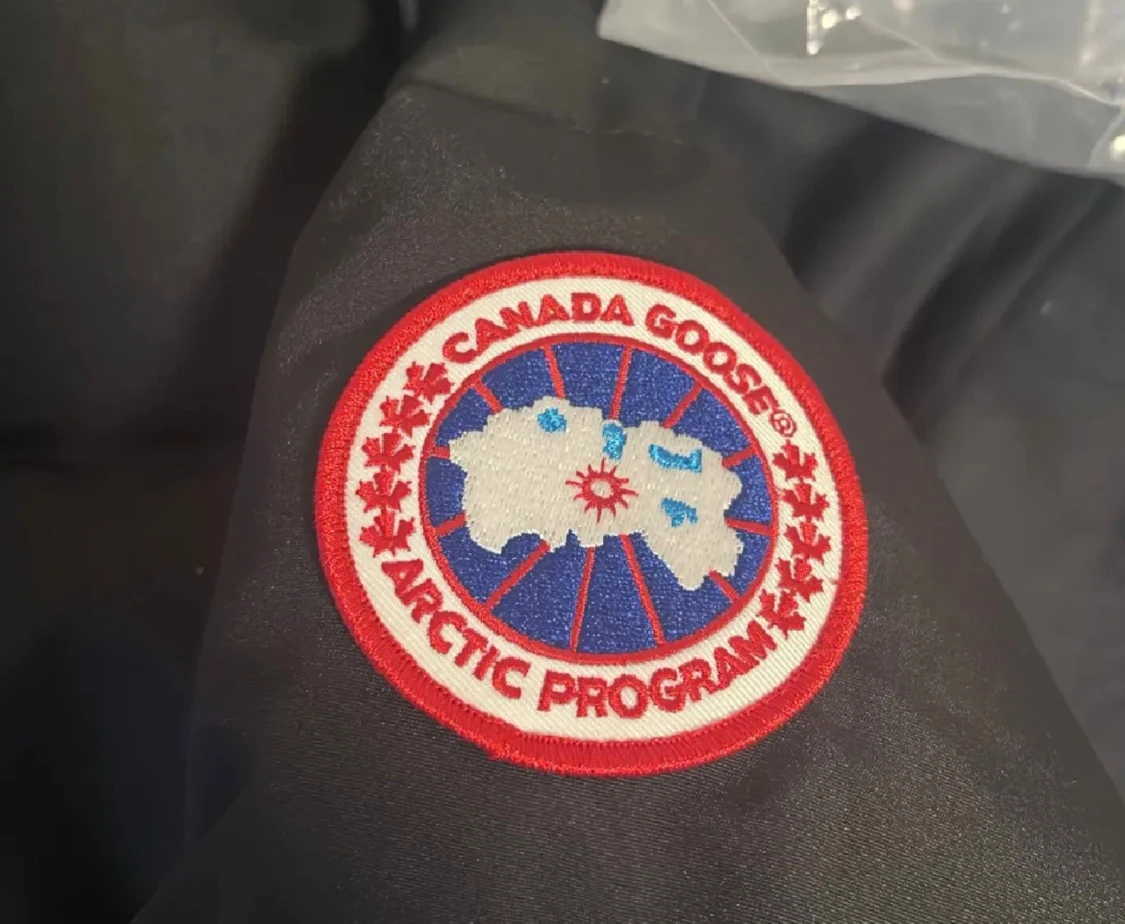 Canada goose Wyndham parka - 1