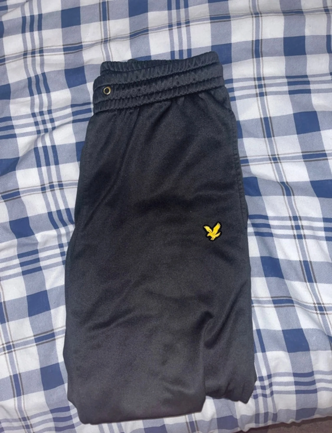 Svarta mjukisbyxor från Lyle & Scott