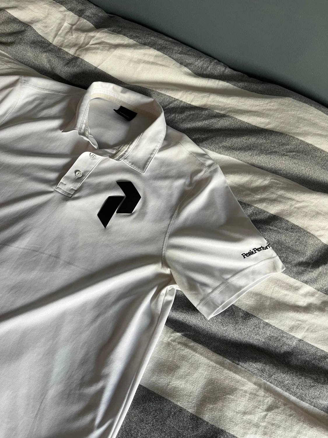 Vit Peak Performance pikétröja - 1