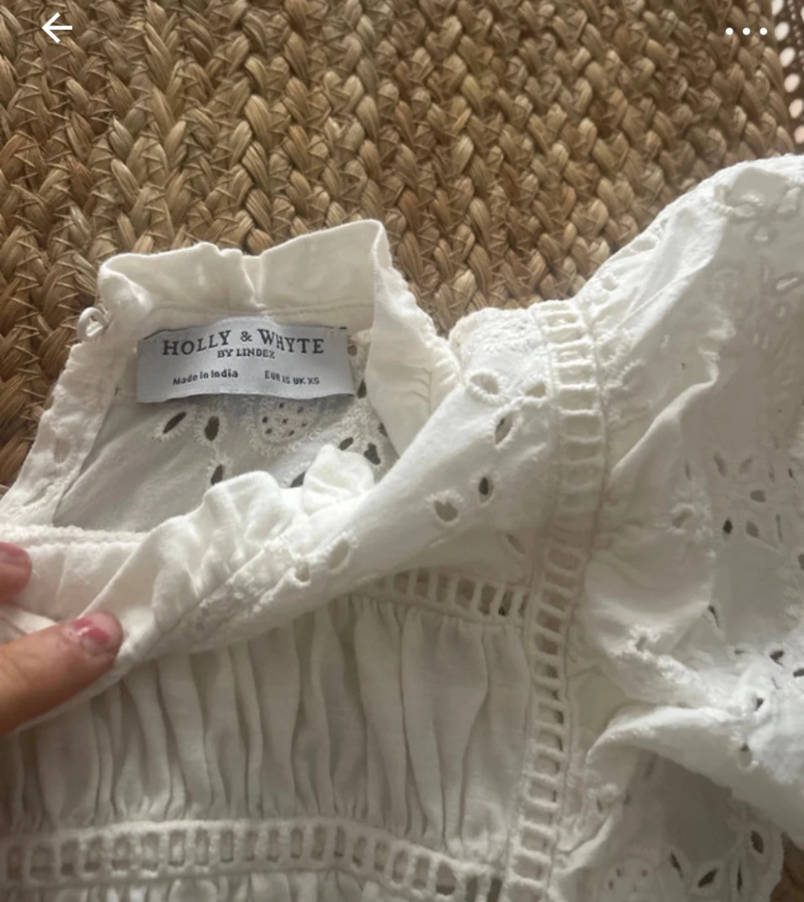 Vit blus med spets från Holly & Whyte - 2