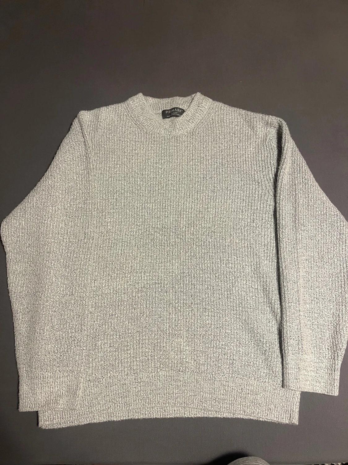 Grå stickad tröja från Primark