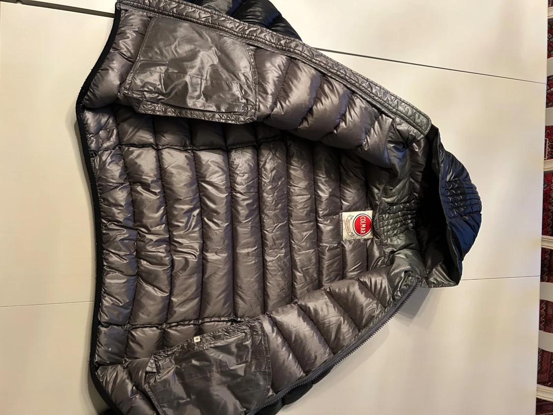 Svart Colmar dunjacka med huva - 4