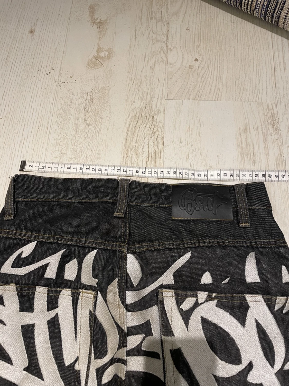 Baggy jeans med graffiti-tryck Bsat - 1